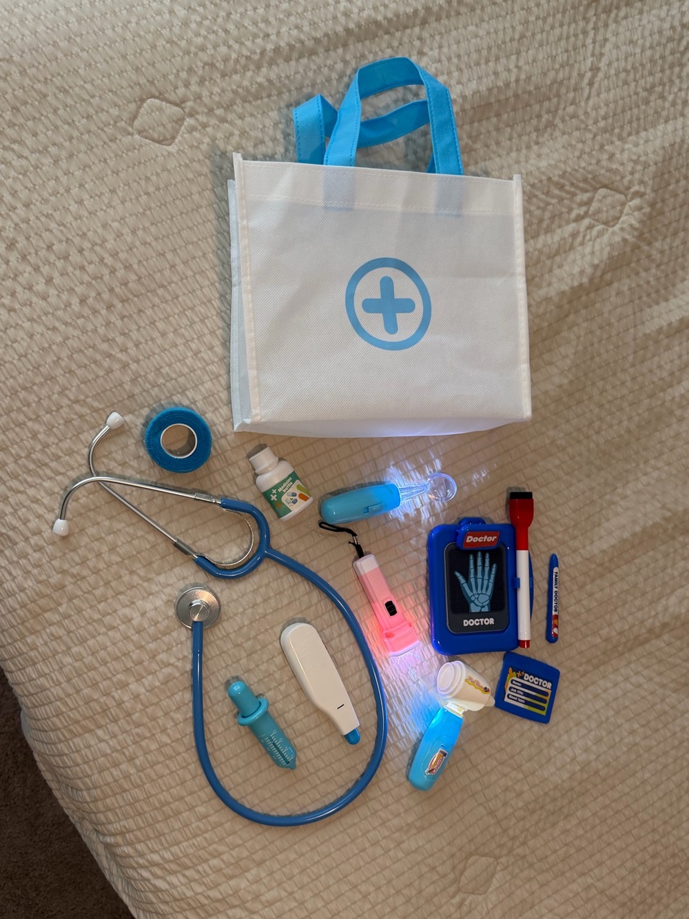 New Kids Doctor Playset with Carry Bag - Blue & White
